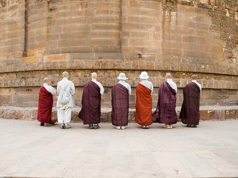 Dhamek Stupa in Sarnath | Happymind Travels