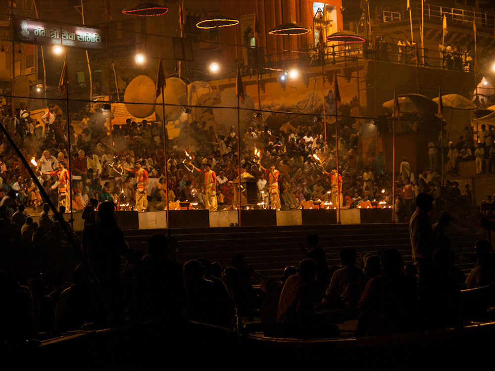 Evening Boat Ride in Varanasi | Happymind Travels