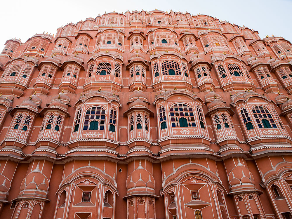 Hawa Mahal in Jaipur - Happymind Travels