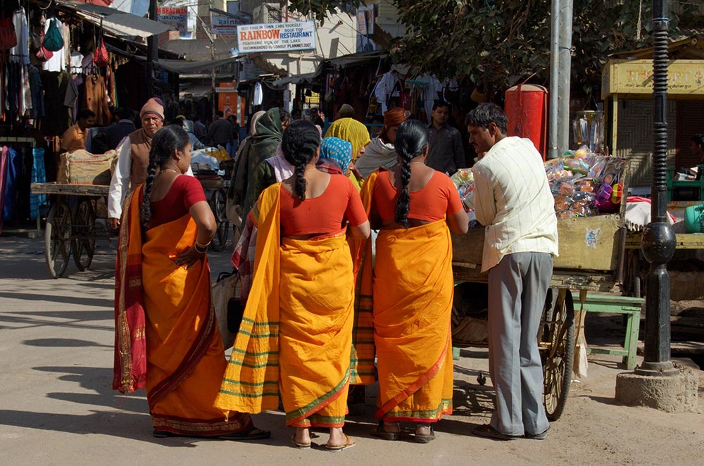 Pushkar Bazaars - Photo by Scott Dexter | Happymind Travels
