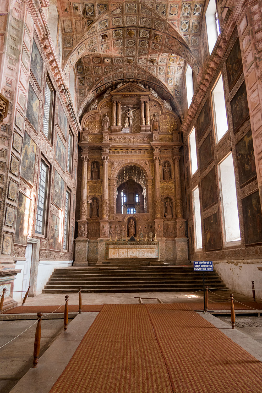 Chapel St. Catherine in Old Goa | Happymind Travels