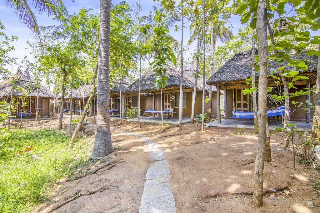 Cottage room in Hampi, by GuestHouser 