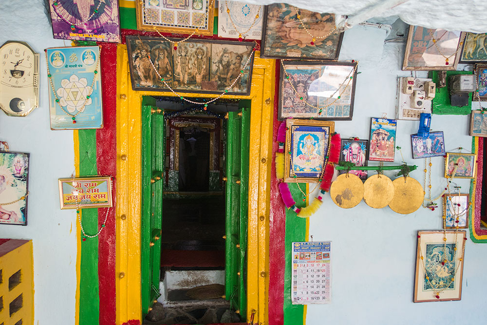 Sri Vijaya Lakshmi Temple | Happymind Travels