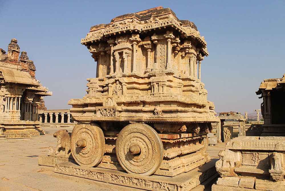 Vitalla Temple in Hampi - Photo by Nicolas Vollmer | Happymind Travels