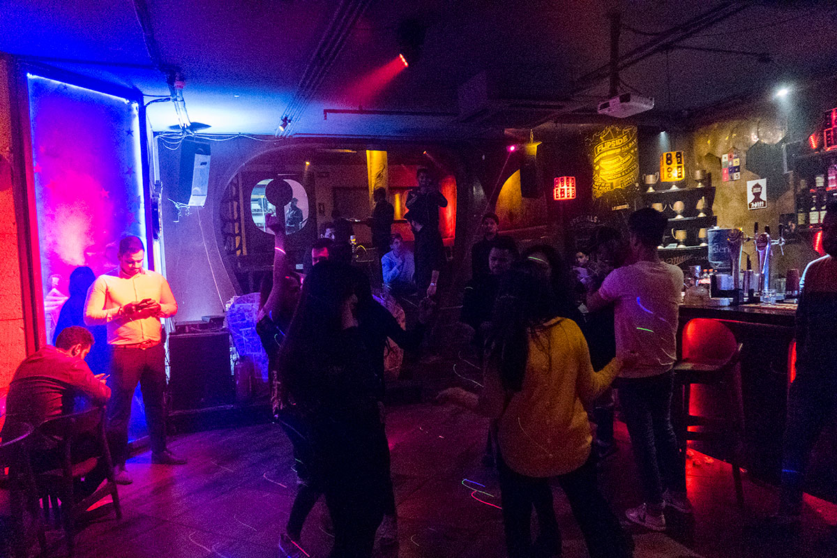 Nightlife in Delhi: Barsoom Bar in Hauz Khas