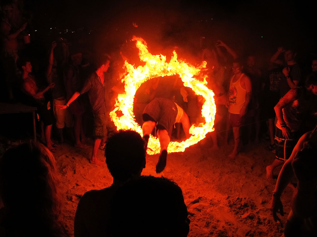 Viagem para Tailândia: Full Moon Party em Koh Phangan - Foto por Eddy Milfort | Happymind Travels