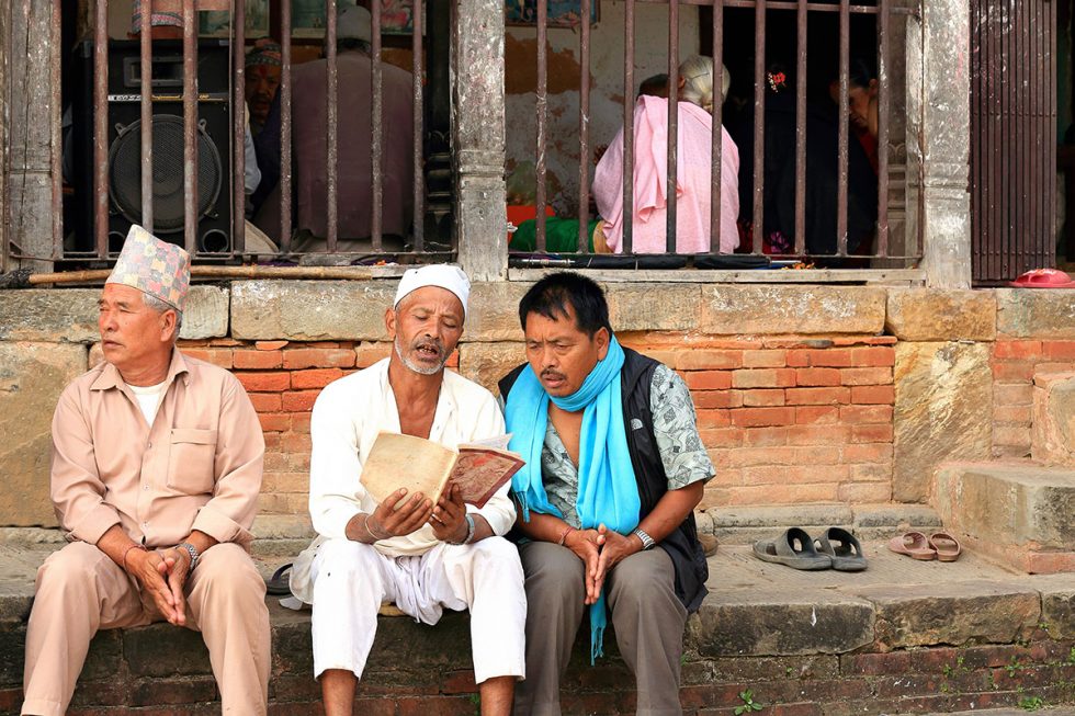 Hindu Devotees in Panauti | Happymind Travels