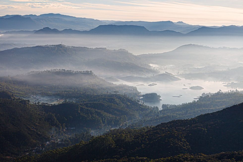 Sunrise at Adams Peak - Sri Lanka | Happymind Travels