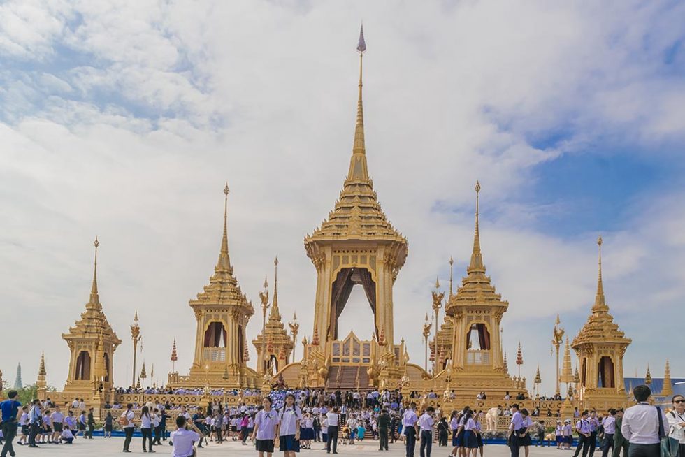 O Crematório Real para o Rei Bhumibol Adulyadej em Sanam Luang | Happymind Travels