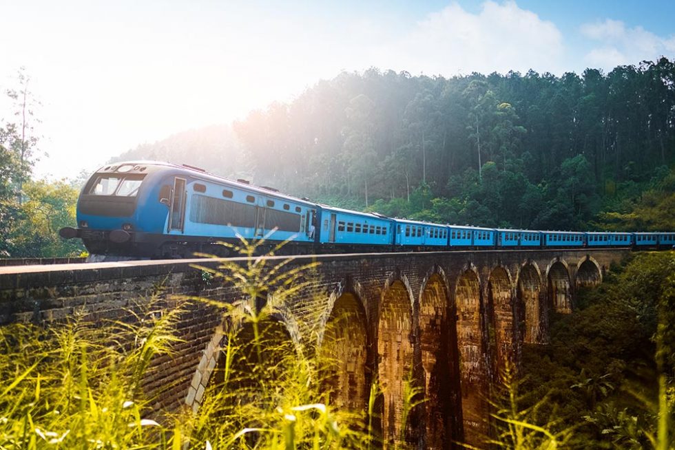Nine Arches Bridge in Ella, Sri Lanka | Happymind Travels
