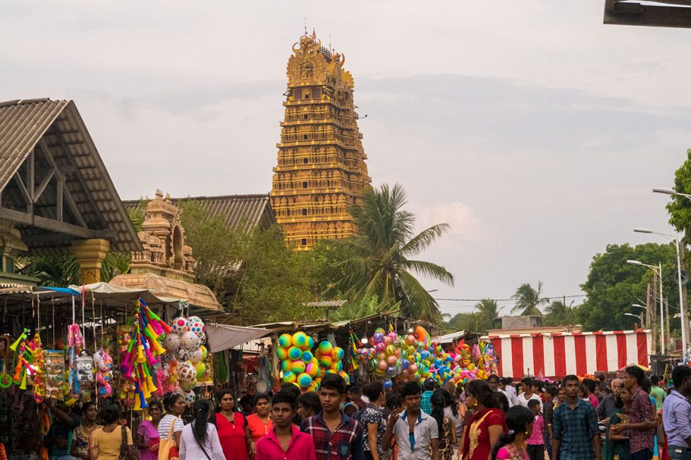 Hindu temple Nallur Kandaswamy in Jaffna - Sri Lanka | Happymind Travels
