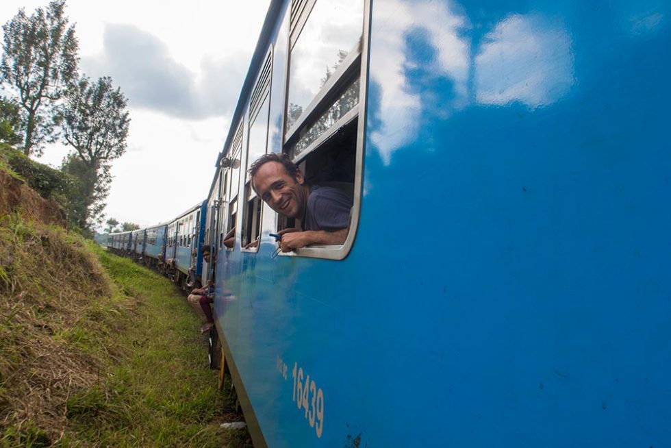 Moment of Joy on Kandy's Journey to Ella - Sri Lanka | Happymind Travels