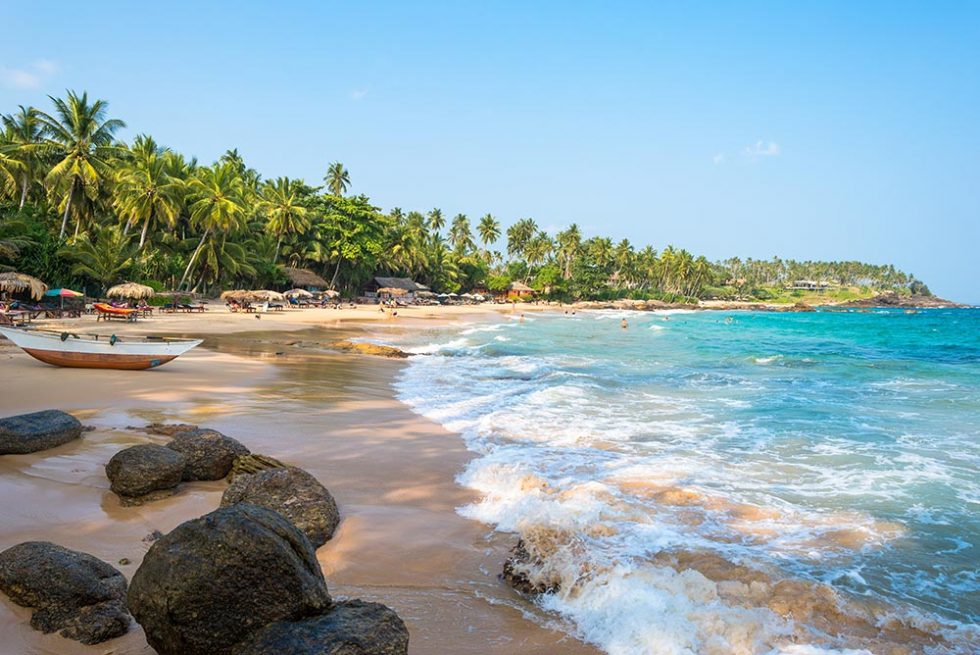 Take the Sri Lanka Online Visa and go to Goyambokka Beach (Tangalle), Sri Lanka | Happymind Travels