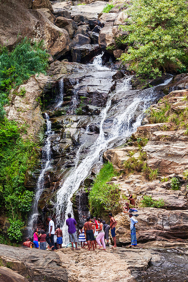 Ravana Falls near Ella - Sri Lanka | Happymind Travels