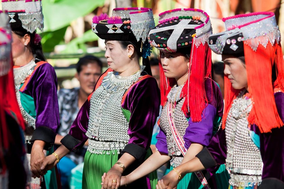 Ritual de dança no novo Ano Chinês em Lisu, Tailandia | Happymind Travels