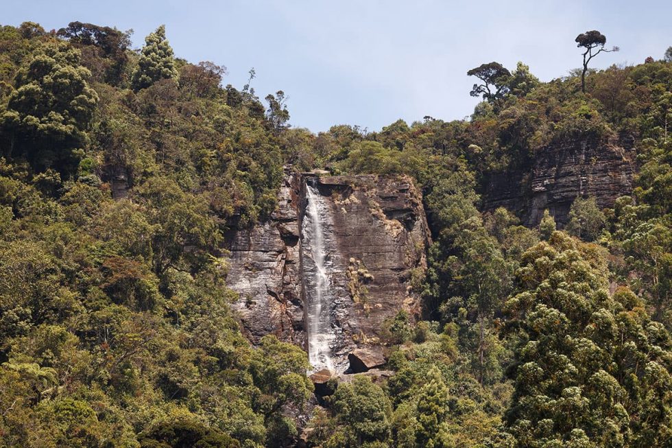 Lover's Leap in Nuwara Eliya, Sri Lanka | Happymind Travels