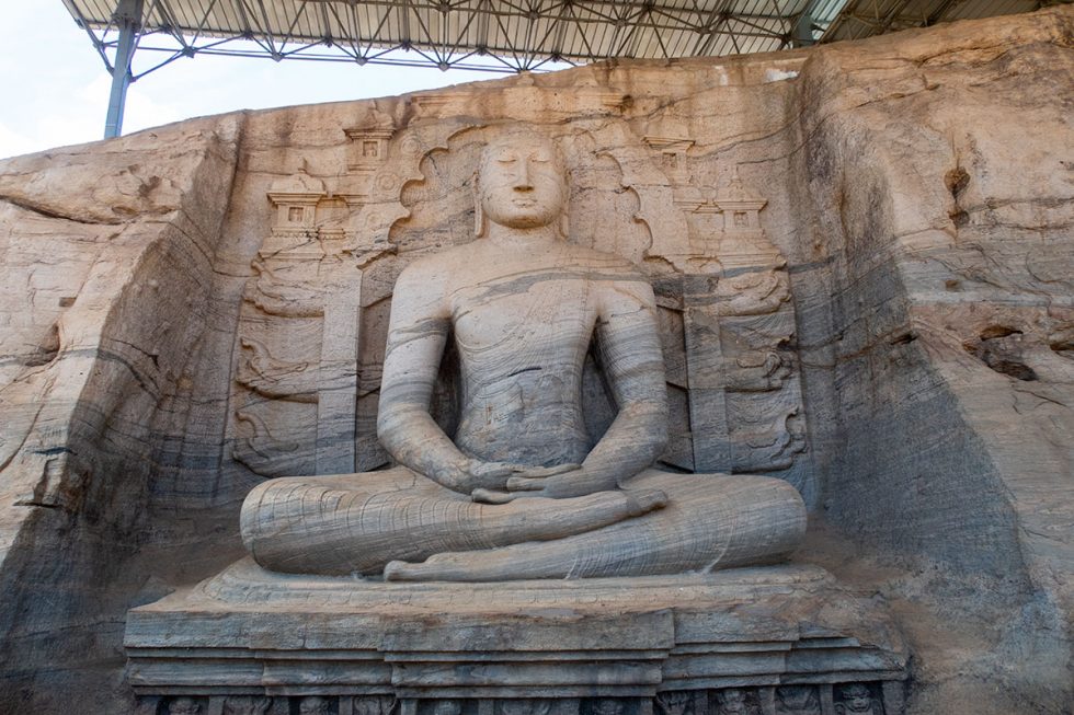 Gal Viharaya em Polonnaruwa, Sri Lanka | Happymind Travels