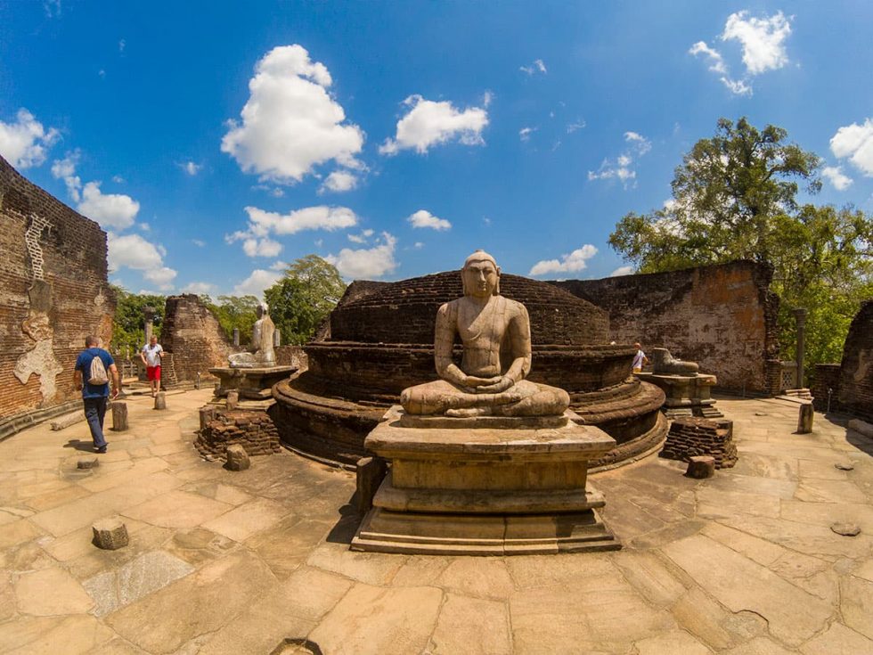 Quadrilátero Sagrado - Vatadage em Polonnaruwa, Sri Lanka | Happymind Travels