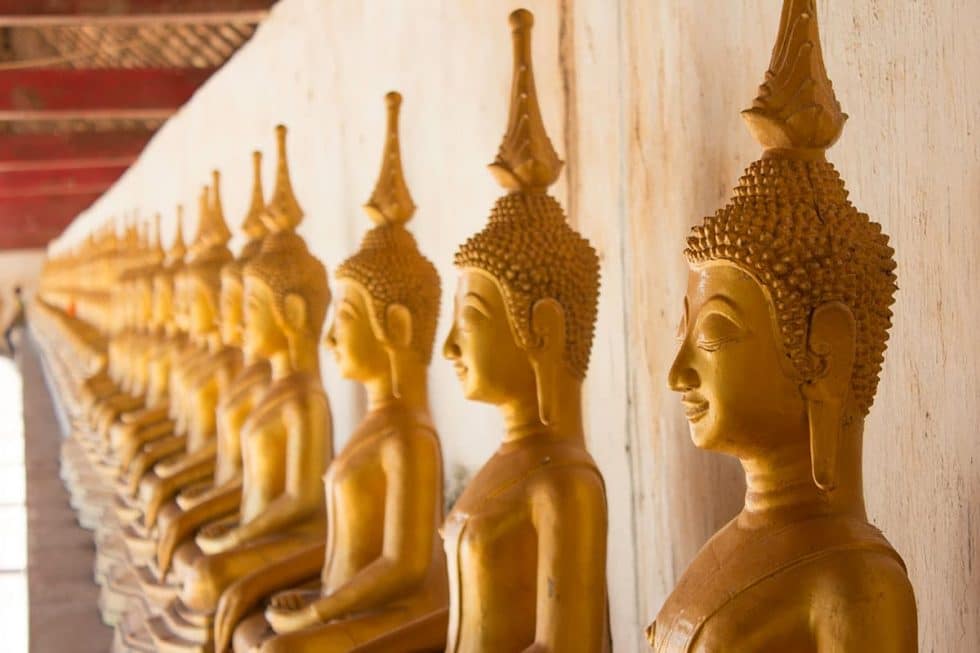 Ing Hang Stupa em Savannakhet, Laos | Happymind Travels