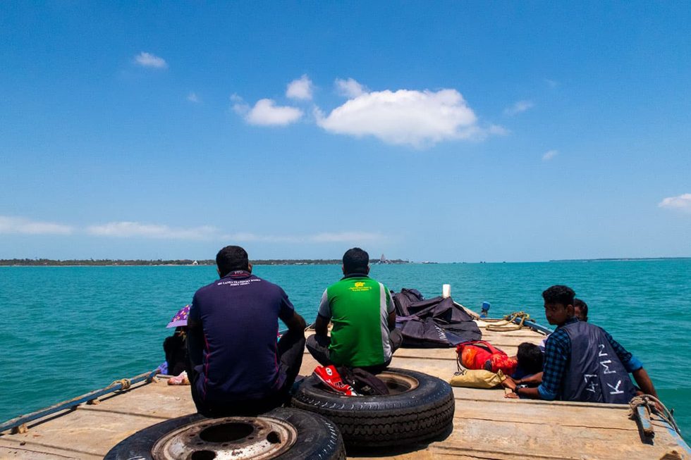 Boat trip to Nainativu Island north of Jaffna | Happymind Travels