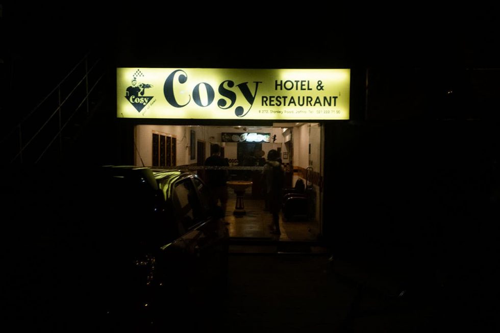 Cozy Restaurant in Jaffna, Sri Lanka| Happymind Travels