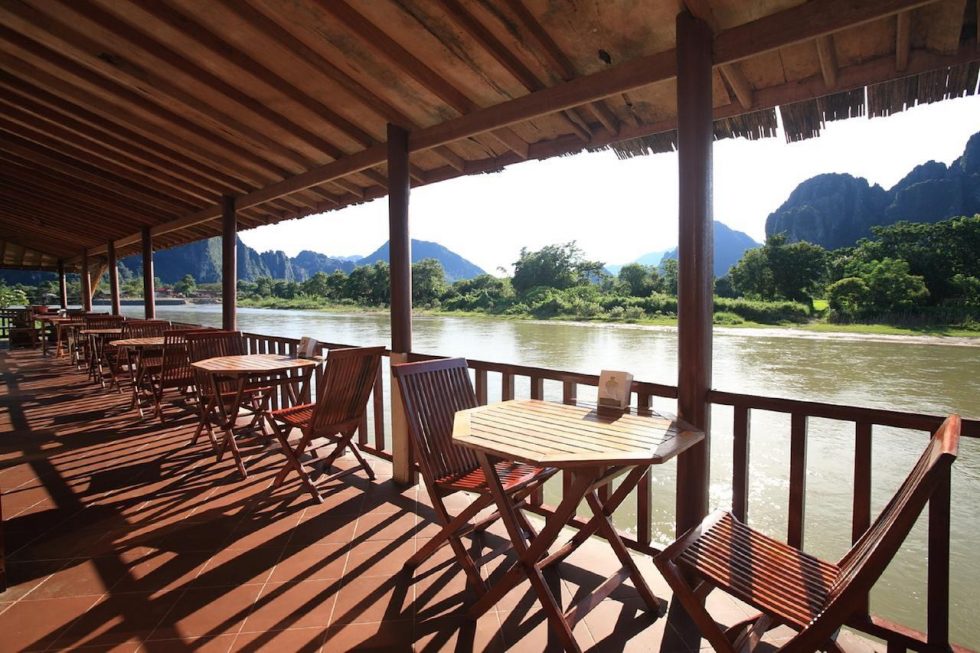 Esplanada Elephant Cross Hotel em Vang Vieng, Laos | Happymind Travels