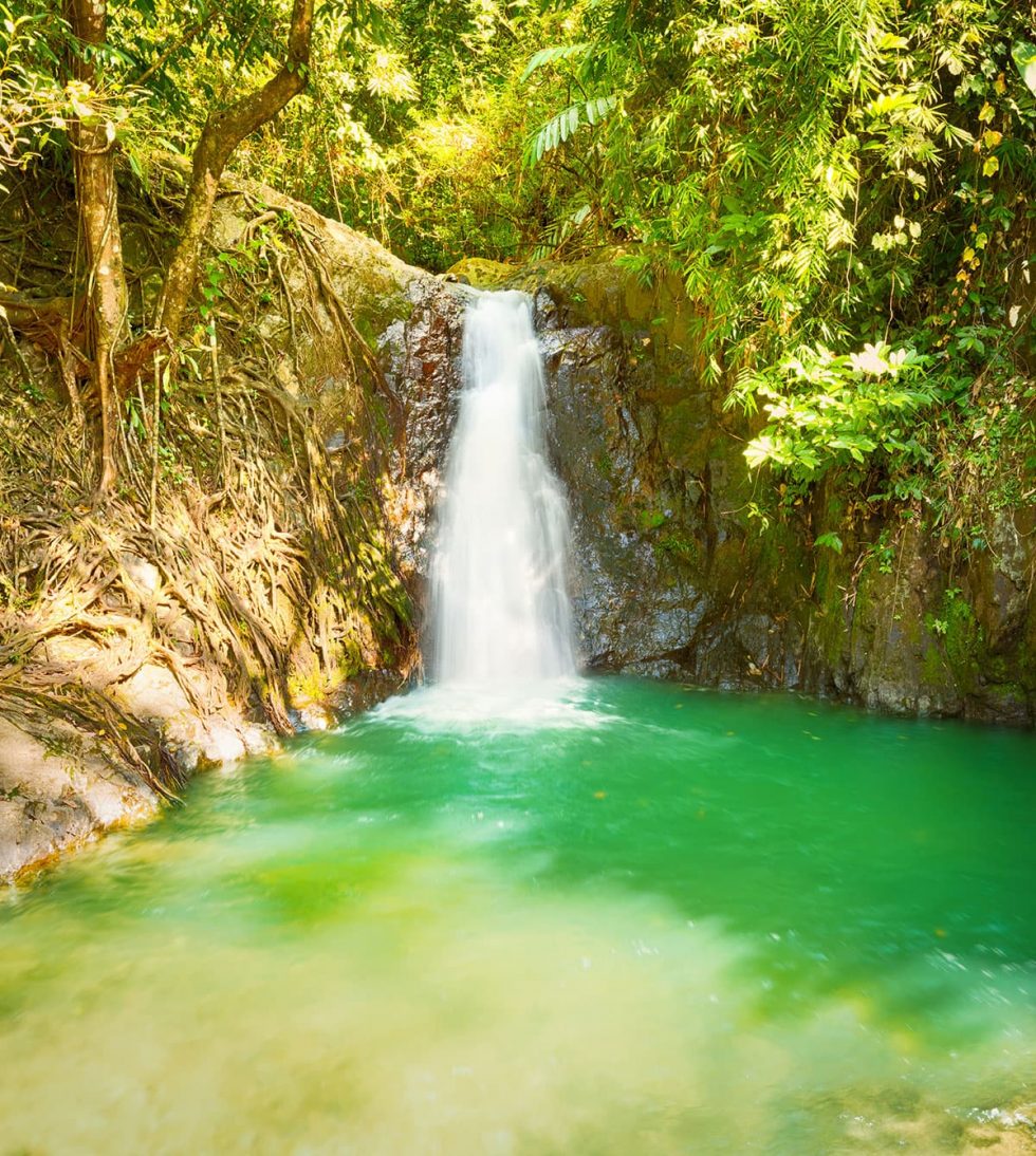 Kaeng Nyui Waterfall in Vang Vieng, Laos | Happymind Travels