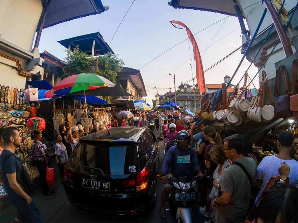 Ruas de Ubud na Ilha de Bali - Indonésia | Happymind Travels